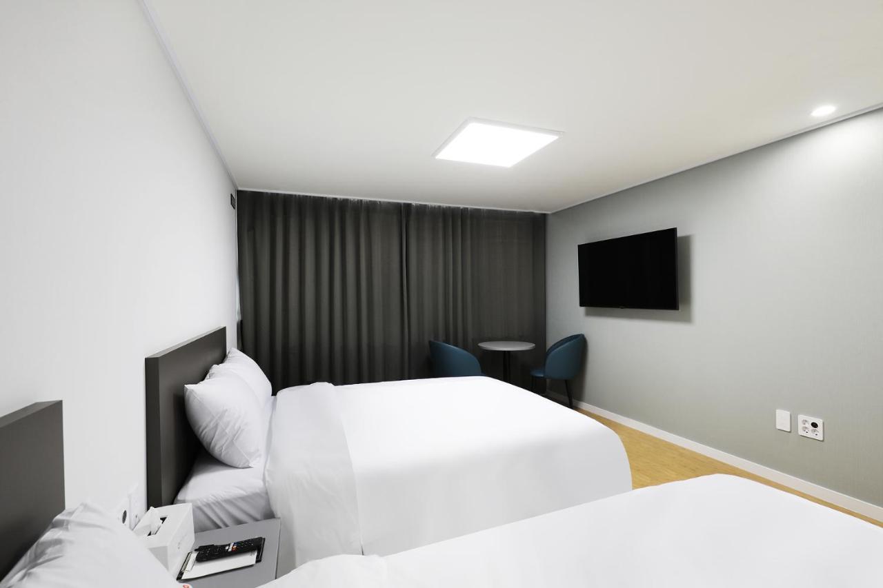 Mokpo Ocean Hotel Exterior photo