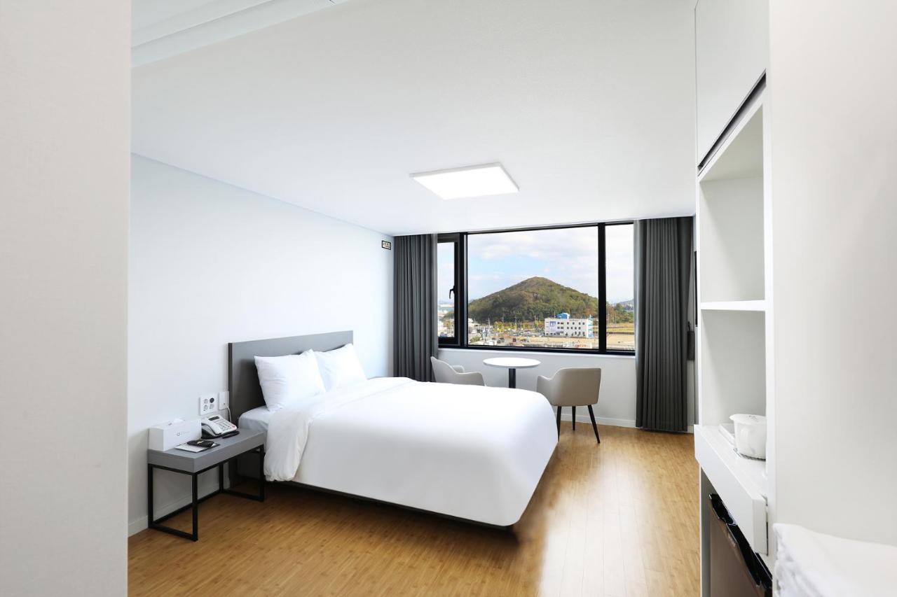 Mokpo Ocean Hotel Exterior photo