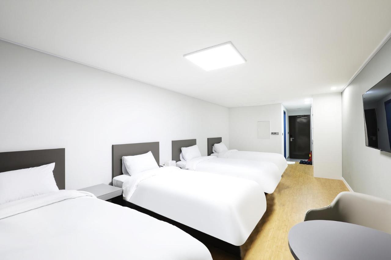 Mokpo Ocean Hotel Exterior photo