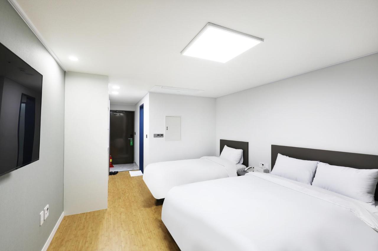 Mokpo Ocean Hotel Exterior photo